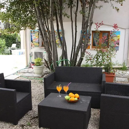 Provencale Apartman *